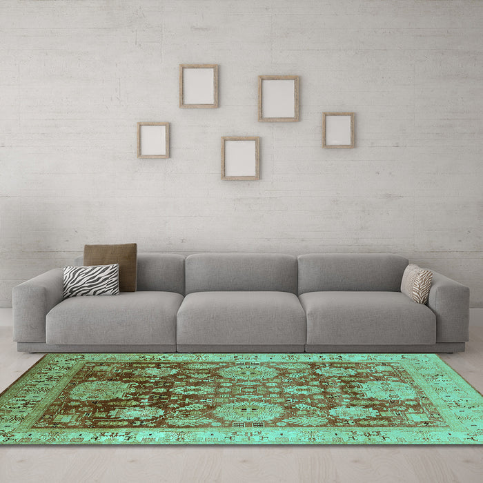 Machine Washable Oriental Turquoise Traditional Area Rugs in a Living Room,, wshurb1058turq