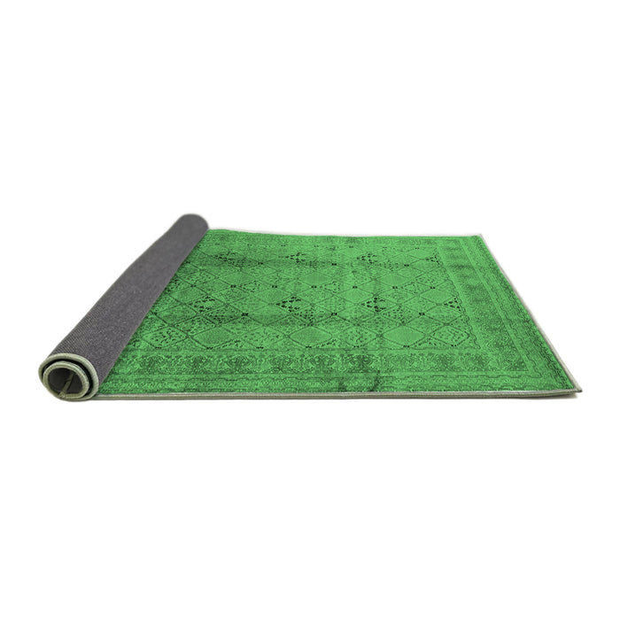 Sideview of Oriental Emerald Green Traditional Rug, urb1059emgrn