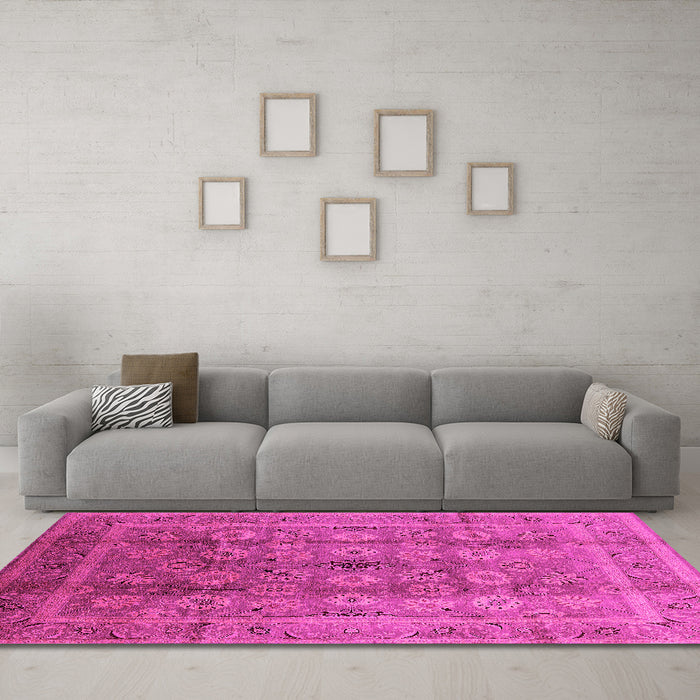 Machine Washable Oriental Pink Traditional Rug in a Living Room, wshurb1061pnk