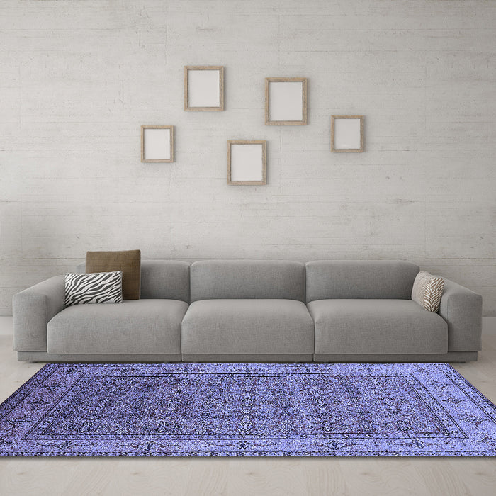 Machine Washable Oriental Blue Industrial Rug in a Living Room, wshurb1063blu