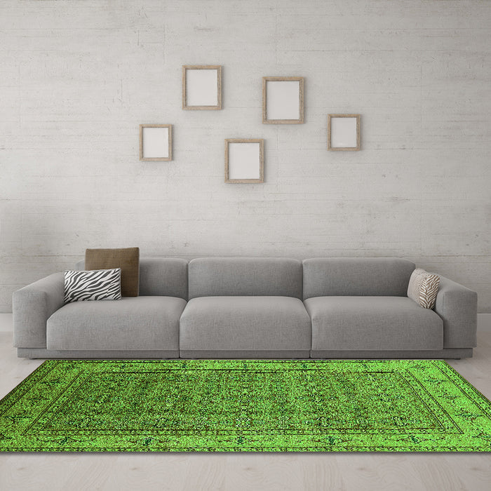 Machine Washable Oriental Green Industrial Area Rugs in a Living Room,, wshurb1063grn
