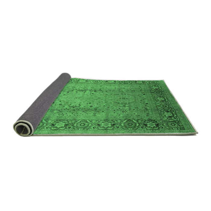 Sideview of Oriental Emerald Green Traditional Rug, urb1067emgrn