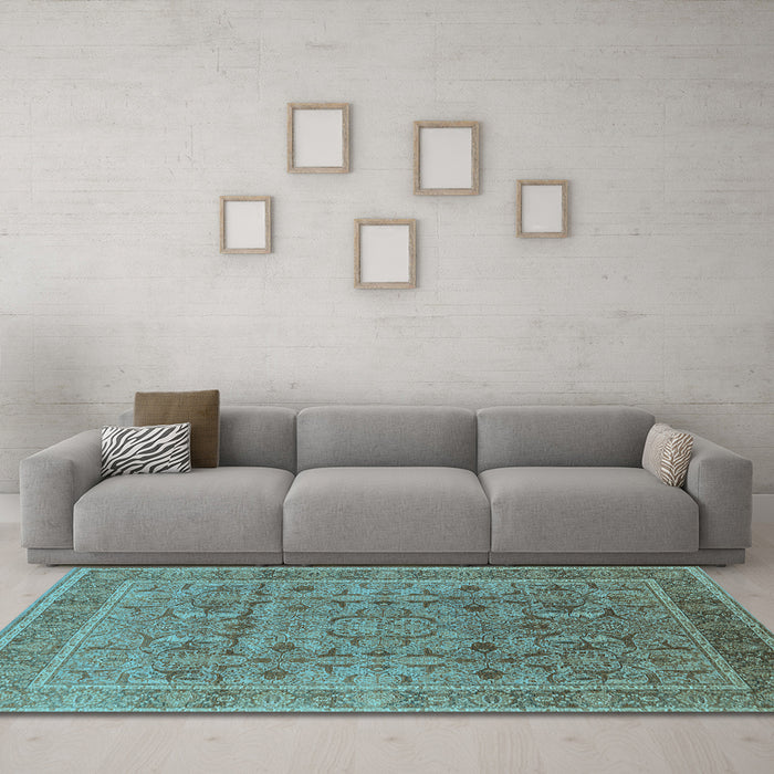 Machine Washable Oriental Light Blue Traditional Rug in a Living Room, wshurb1071lblu