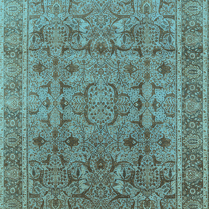 Machine Washable Oriental Light Blue Traditional Rug, wshurb1071lblu