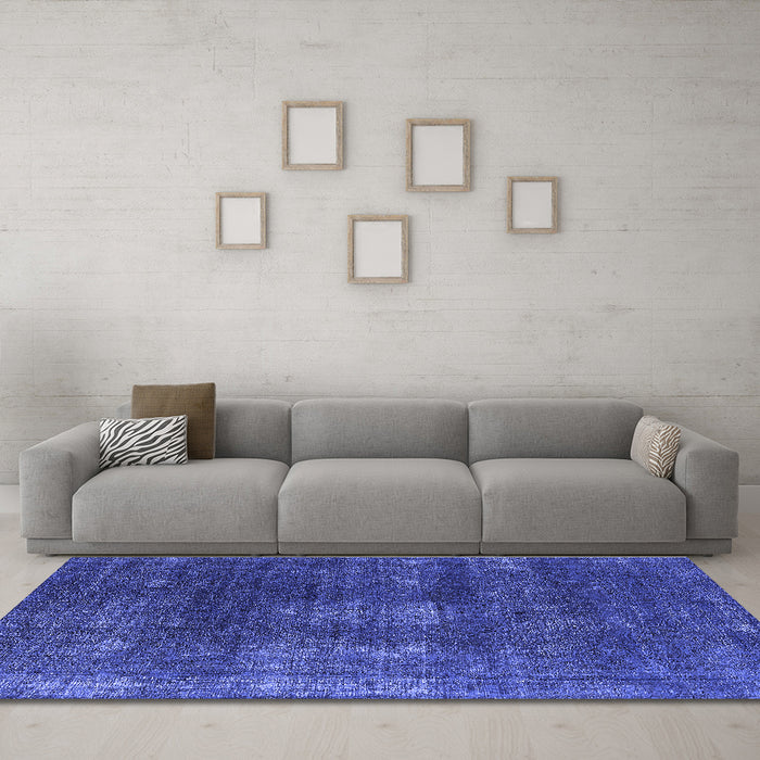 Machine Washable Oriental Blue Industrial Rug in a Living Room, wshurb1078blu