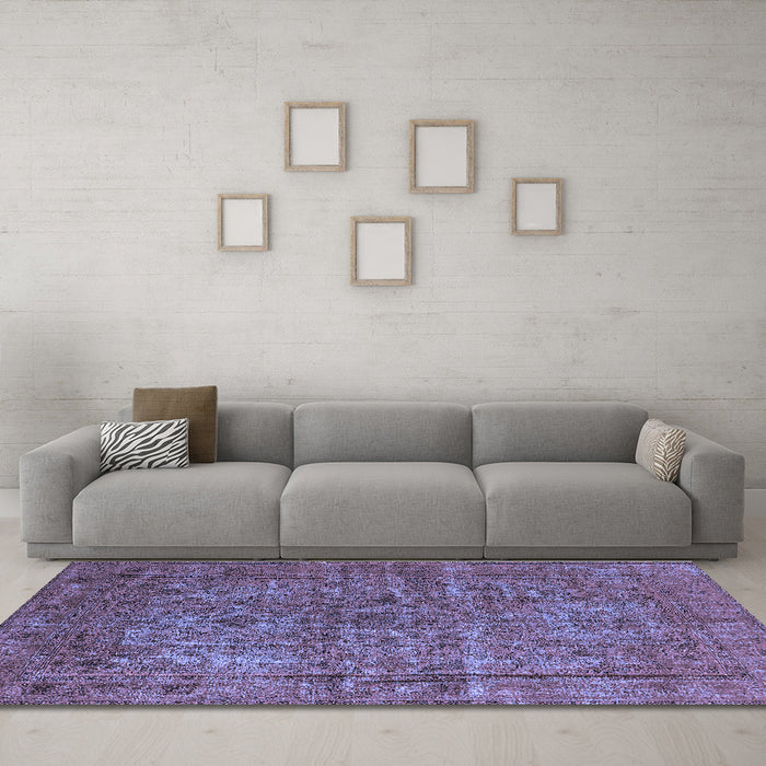 Machine Washable Oriental Blue Industrial Rug in a Living Room, wshurb1079blu