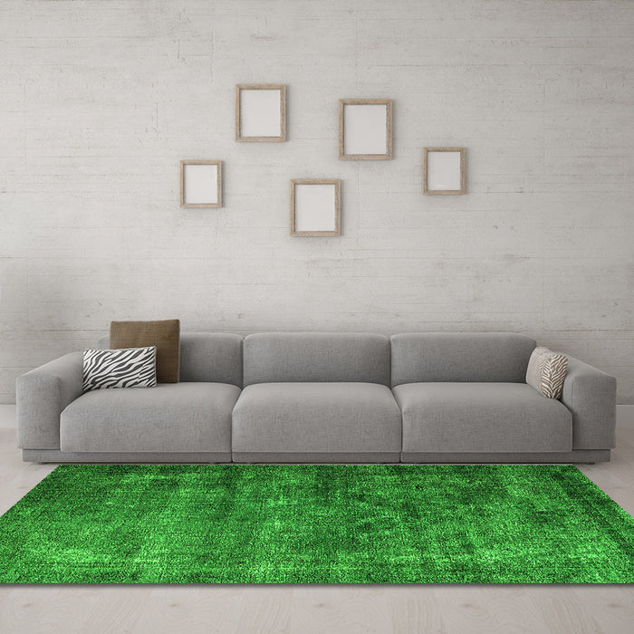 Machine Washable Oriental Green Industrial Area Rugs in a Living Room,, wshurb1080grn