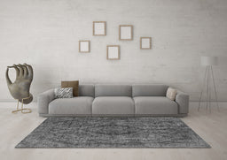 Machine Washable Oriental Gray Industrial Rug in a Living Room,, wshurb1081gry