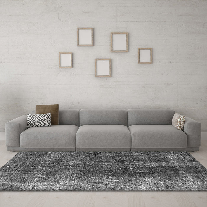 Machine Washable Persian Gray Bohemian Rug in a Living Room,, wshurb1082gry