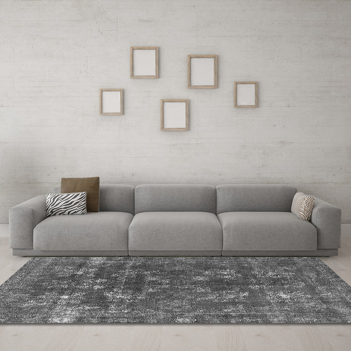 Machine Washable Oriental Gray Industrial Rug in a Living Room,, wshurb1084gry