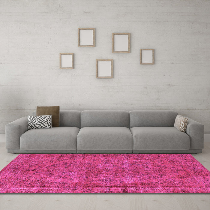 Machine Washable Oriental Pink Industrial Rug in a Living Room, wshurb1085pnk