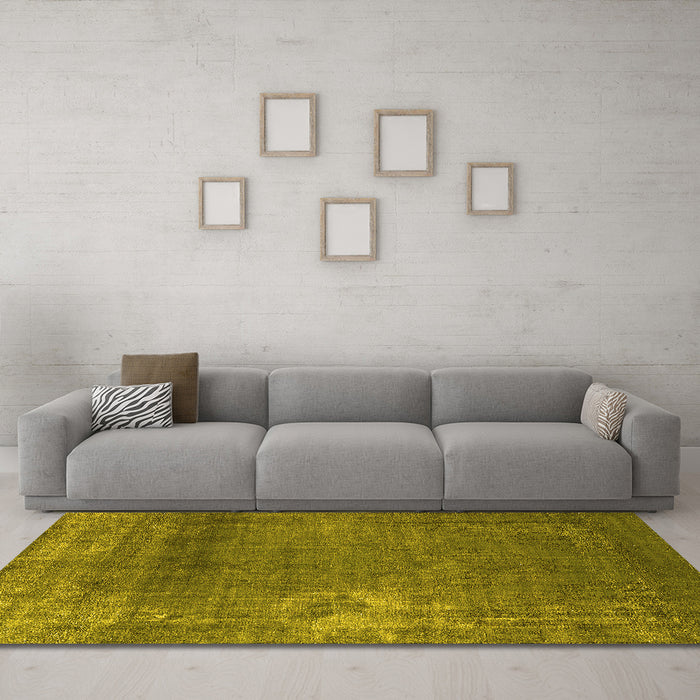 Machine Washable Oriental Yellow Industrial Rug in a Living Room, wshurb1087yw