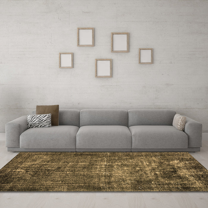 Machine Washable Oriental Brown Industrial Rug in a Living Room,, wshurb1089brn