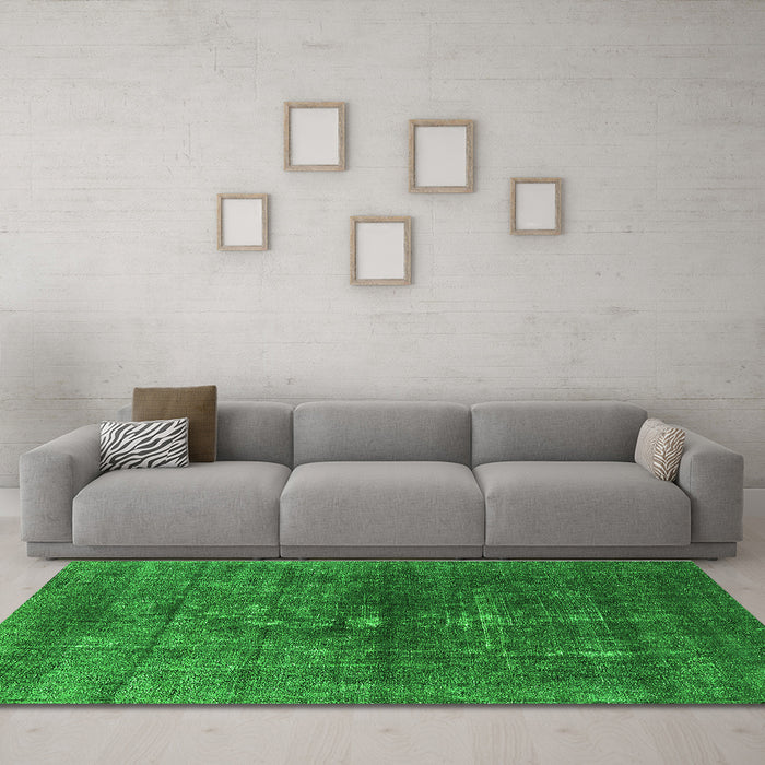 Machine Washable Oriental Green Industrial Area Rugs in a Living Room,, wshurb1090grn