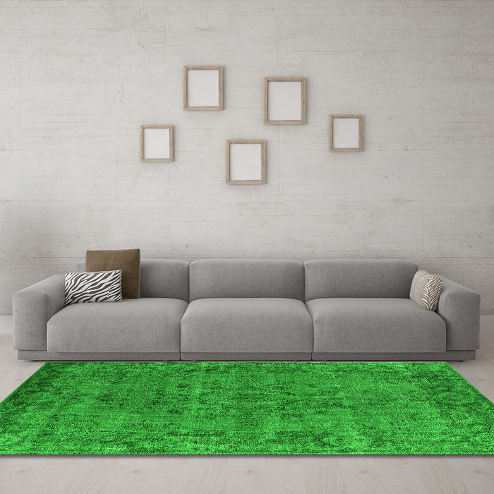 Machine Washable Oriental Green Industrial Area Rugs in a Living Room,, wshurb1091grn