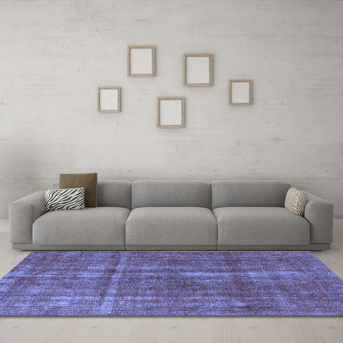 Machine Washable Oriental Blue Industrial Rug in a Living Room, wshurb1092blu