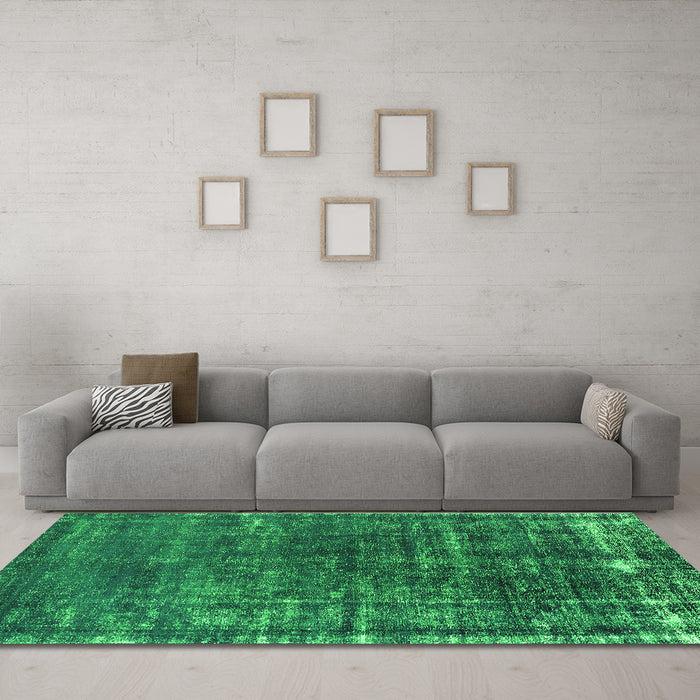 Machine Washable Oriental Green Industrial Area Rugs in a Living Room,, wshurb1094grn