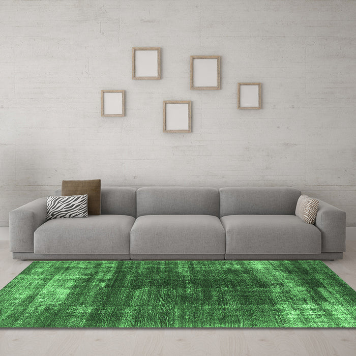Machine Washable Oriental Emerald Green Industrial Area Rugs in a Living Room,, wshurb1095emgrn