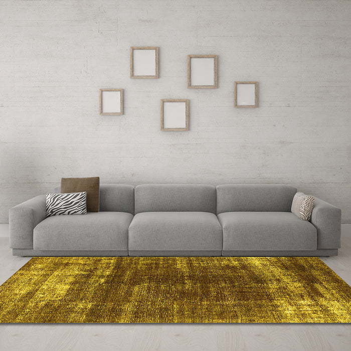 Machine Washable Oriental Yellow Industrial Rug in a Living Room, wshurb1095yw