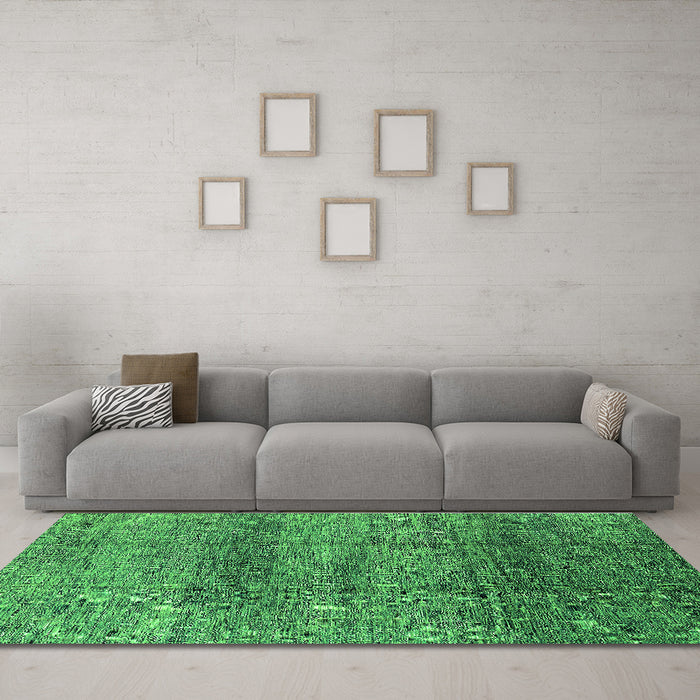 Machine Washable Oriental Green Industrial Area Rugs in a Living Room,, wshurb1097grn