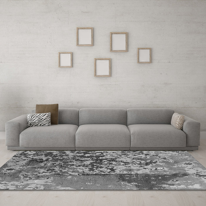Machine Washable Oriental Gray Industrial Rug in a Living Room,, wshurb1098gry