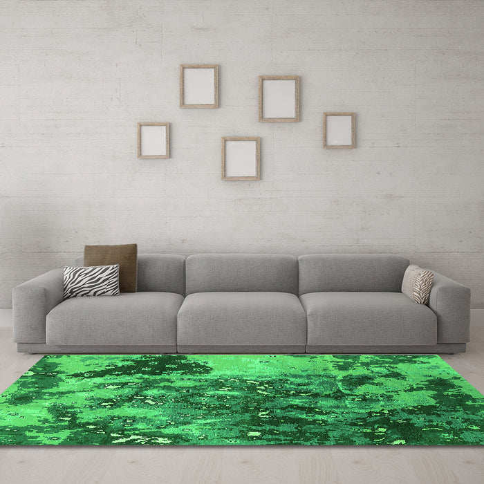 Machine Washable Oriental Green Industrial Area Rugs in a Living Room,, wshurb1099grn