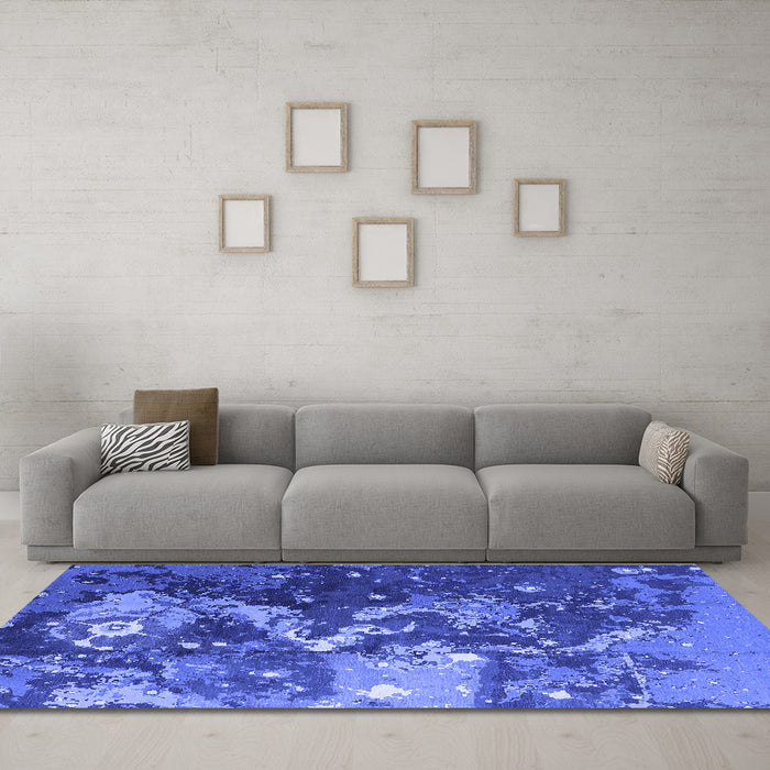 Machine Washable Oriental Blue Industrial Rug in a Living Room, wshurb1100blu