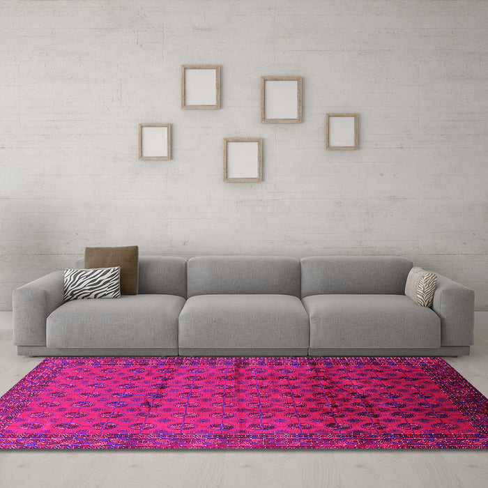 Machine Washable Oriental Pink Industrial Rug in a Living Room, wshurb1101pnk