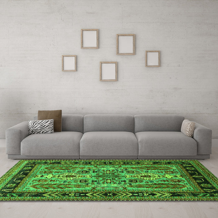Machine Washable Oriental Green Industrial Area Rugs in a Living Room,, wshurb1105grn