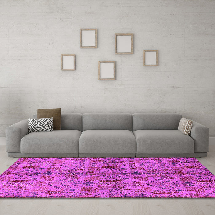 Machine Washable Oriental Pink Industrial Rug in a Living Room, wshurb1106pnk