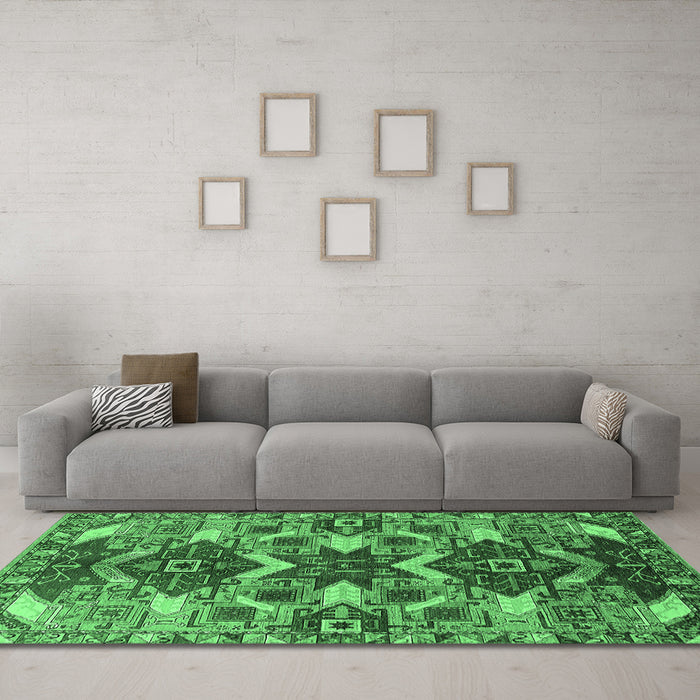 Machine Washable Oriental Emerald Green Industrial Area Rugs in a Living Room,, wshurb1108emgrn