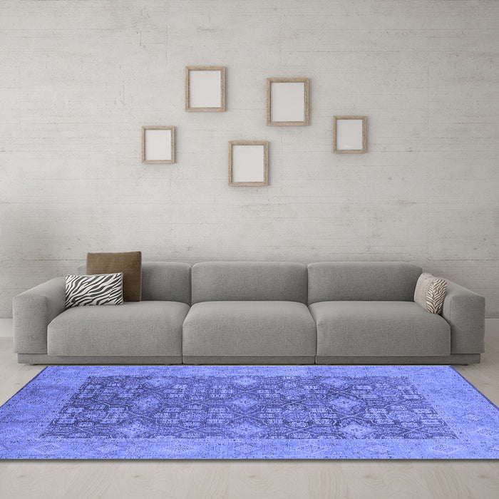 Machine Washable Oriental Blue Industrial Rug in a Living Room, wshurb1111blu