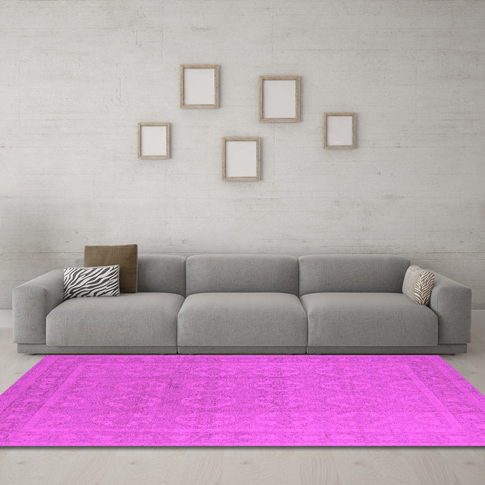 Machine Washable Oriental Pink Industrial Rug in a Living Room, wshurb1115pnk