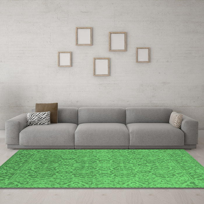 Machine Washable Oriental Emerald Green Industrial Area Rugs in a Living Room,, wshurb1120emgrn