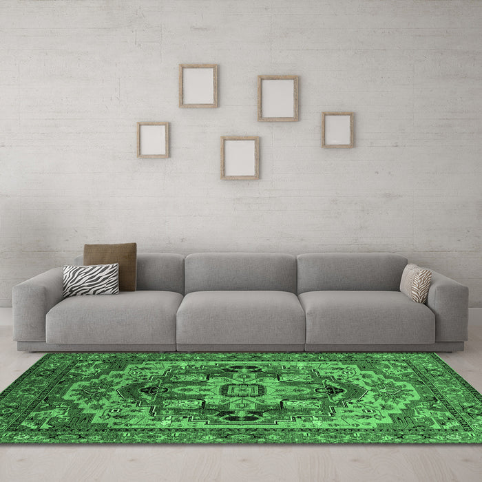 Machine Washable Oriental Emerald Green Industrial Area Rugs in a Living Room,, wshurb1121emgrn