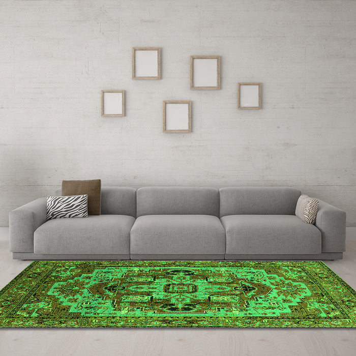 Machine Washable Oriental Green Industrial Area Rugs in a Living Room,, wshurb1121grn