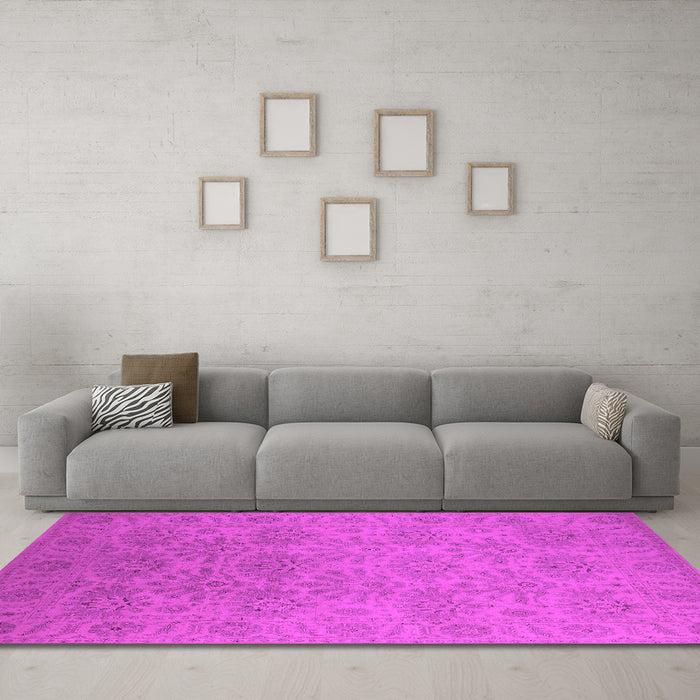 Machine Washable Oriental Pink Industrial Rug in a Living Room, wshurb1127pnk