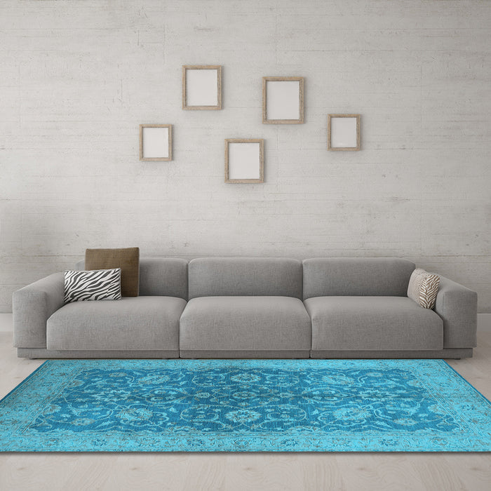 Machine Washable Oriental Light Blue Industrial Rug in a Living Room, wshurb1133lblu