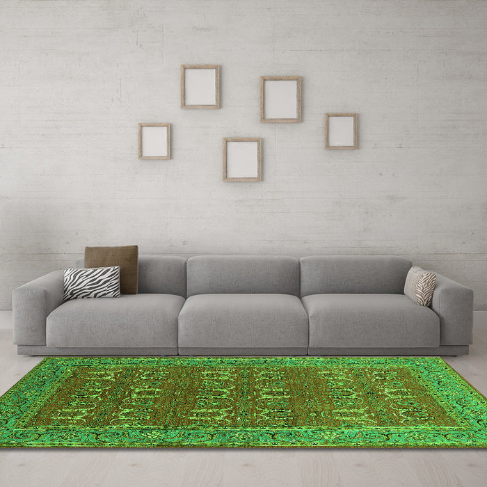 Machine Washable Oriental Green Industrial Area Rugs in a Living Room,, wshurb1137grn
