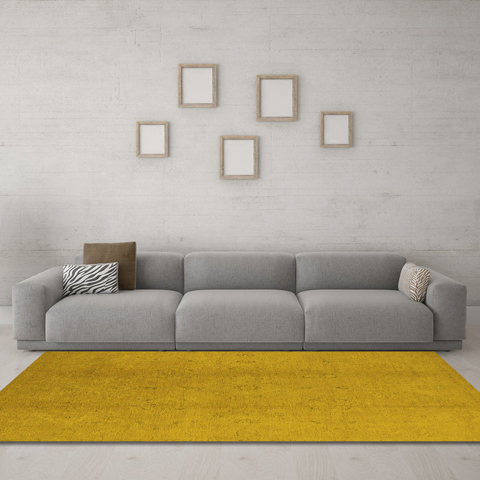 Machine Washable Oriental Yellow Industrial Rug in a Living Room, wshurb1140yw