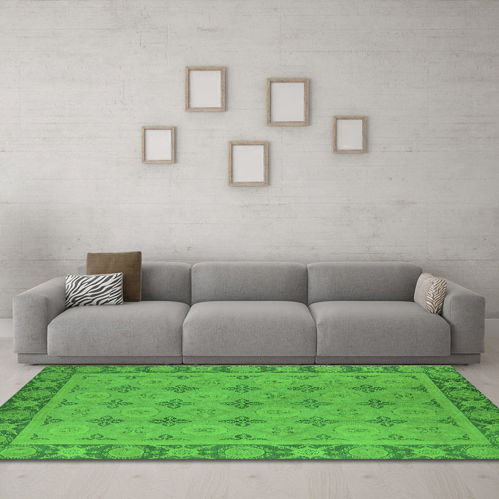 Machine Washable Oriental Green Industrial Area Rugs in a Living Room,, wshurb1141grn