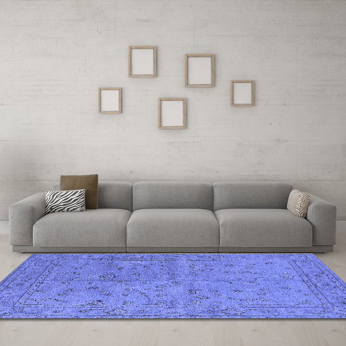 Machine Washable Oriental Blue Industrial Rug in a Living Room, wshurb1142blu