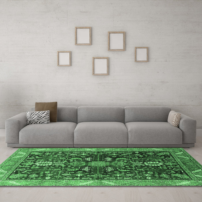 Machine Washable Oriental Emerald Green Industrial Area Rugs in a Living Room,, wshurb1147emgrn
