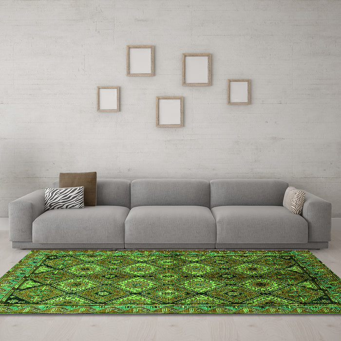 Machine Washable Oriental Green Industrial Area Rugs in a Living Room,, wshurb1149grn