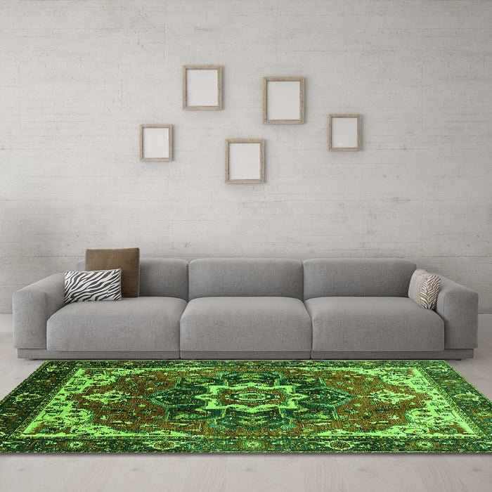 Machine Washable Oriental Green Industrial Area Rugs in a Living Room,, wshurb1151grn
