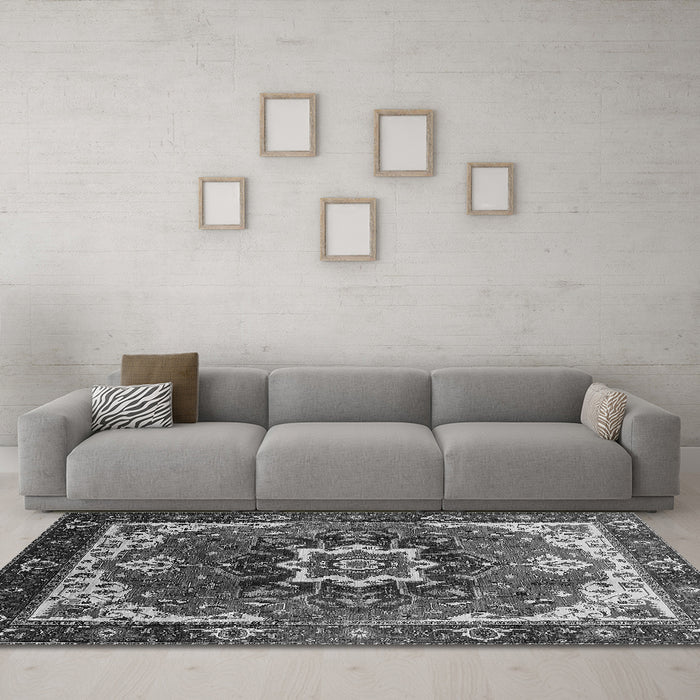 Machine Washable Oriental Gray Industrial Rug in a Living Room,, wshurb1151gry