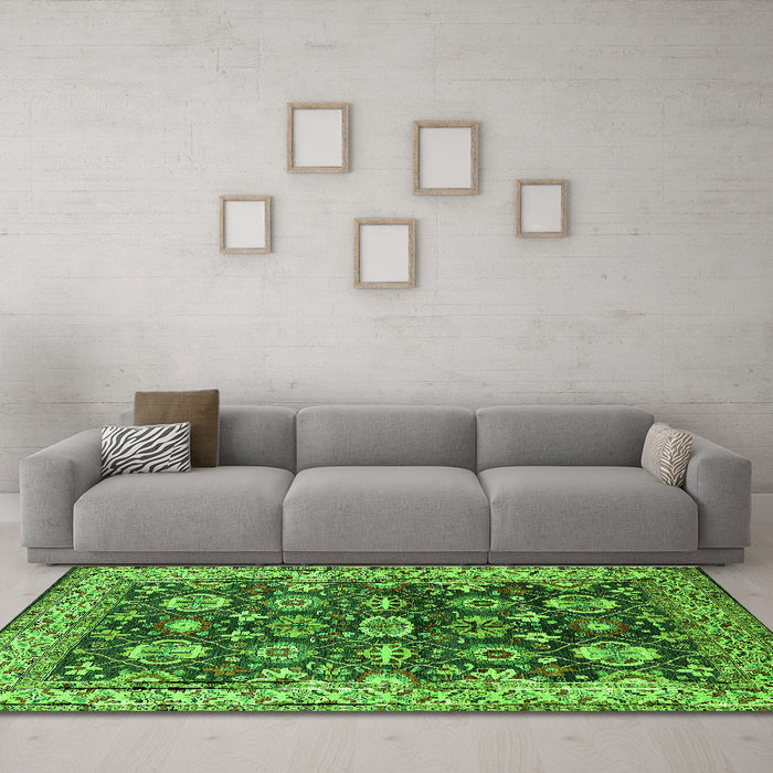 Machine Washable Oriental Green Industrial Area Rugs in a Living Room,, wshurb1155grn