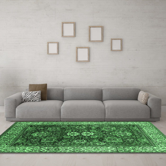 Machine Washable Oriental Emerald Green Industrial Area Rugs in a Living Room,, wshurb1157emgrn