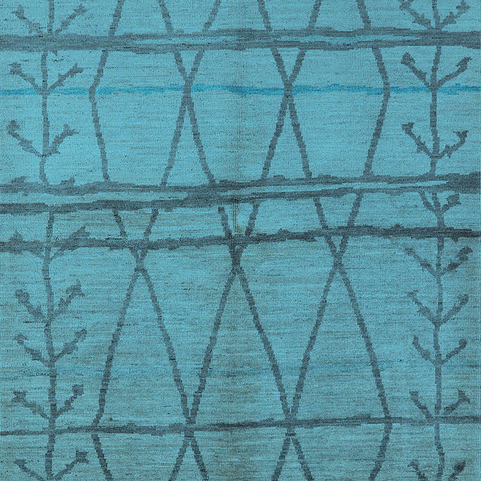 Machine Washable Oriental Light Blue Industrial Rug, wshurb1158lblu