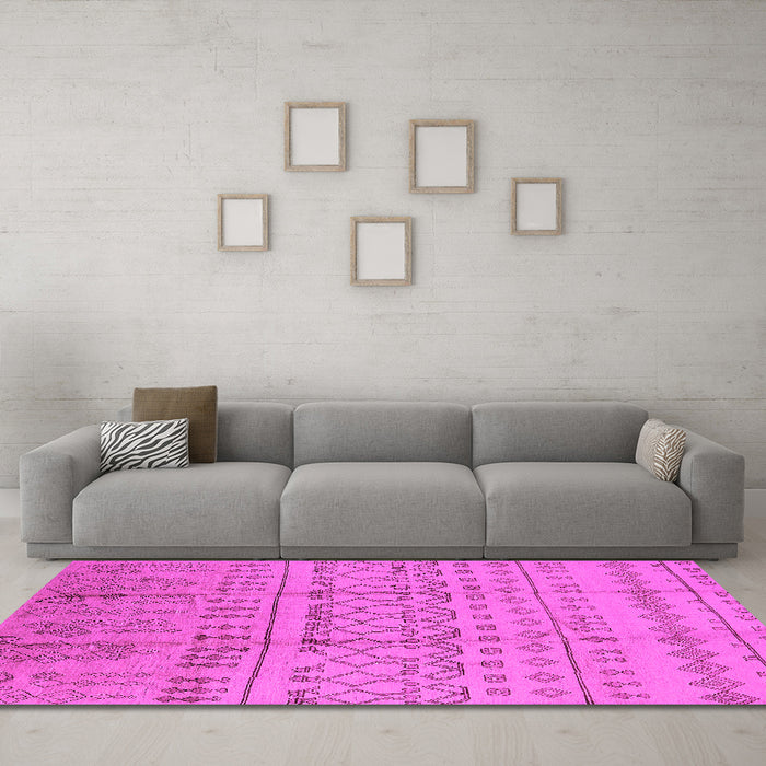 Machine Washable Oriental Pink Industrial Rug in a Living Room, wshurb1159pnk